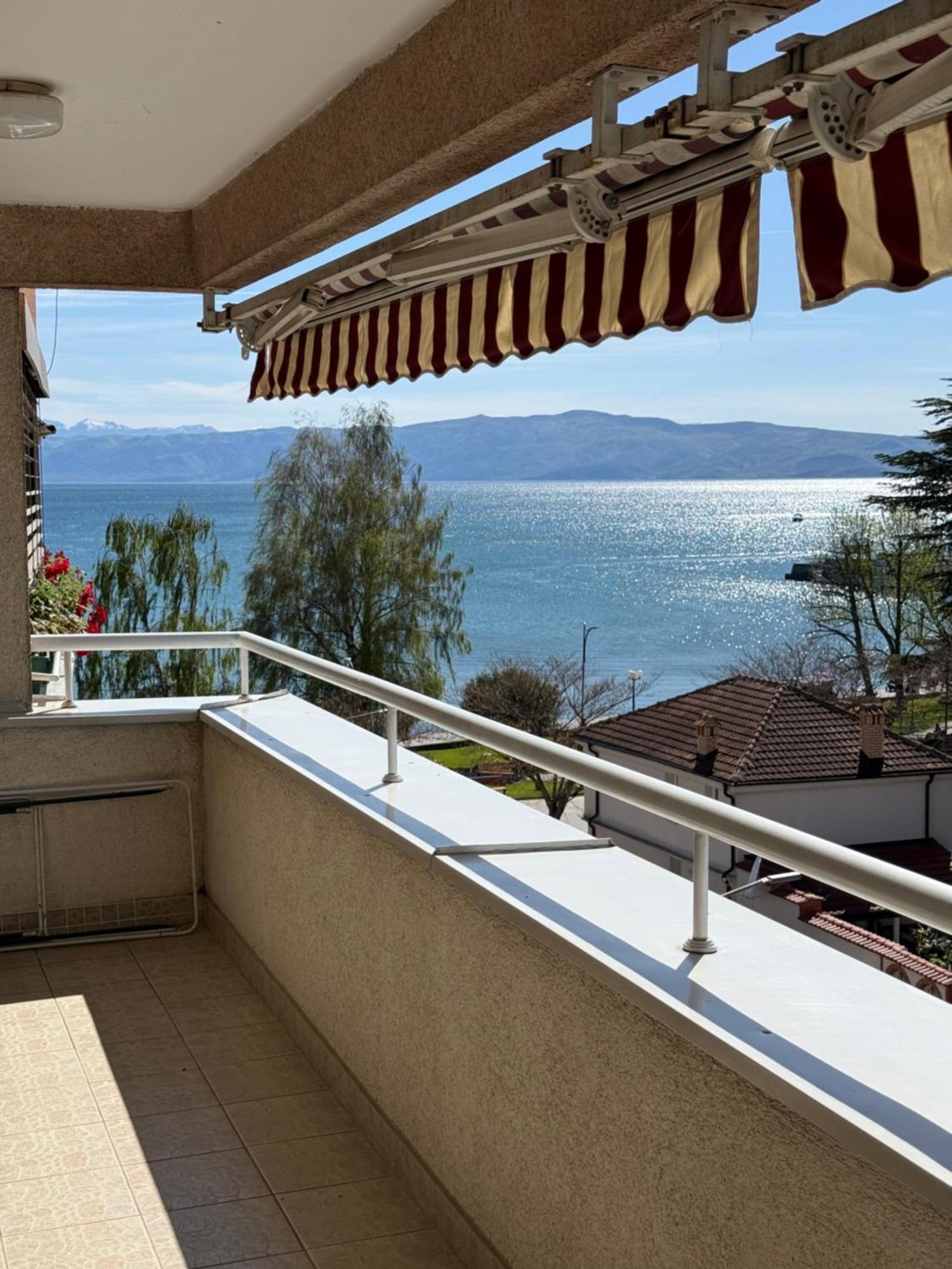 Exclusive Apartments With Lake View Ohrid Buitenkant foto